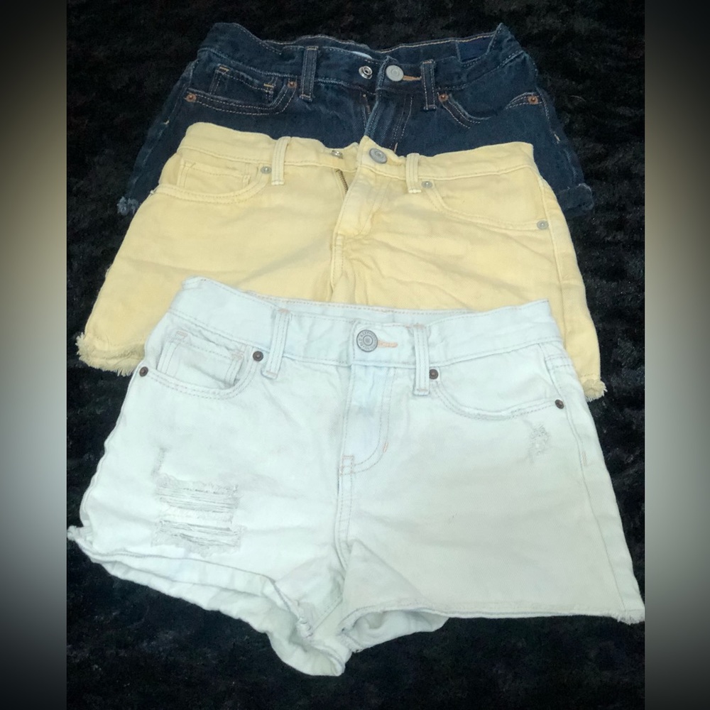bundle of 3 short old navy Sz 7 and 8 big girl